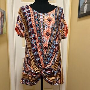 Bobbie Brooks Multicolor Geometric Short Sleeve Top